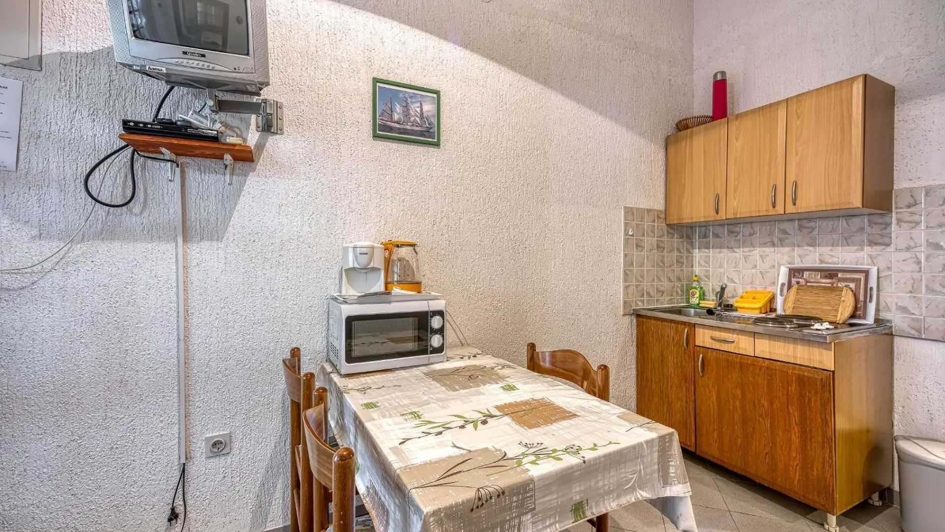 Apartments Kamelia Pola Affittacamere